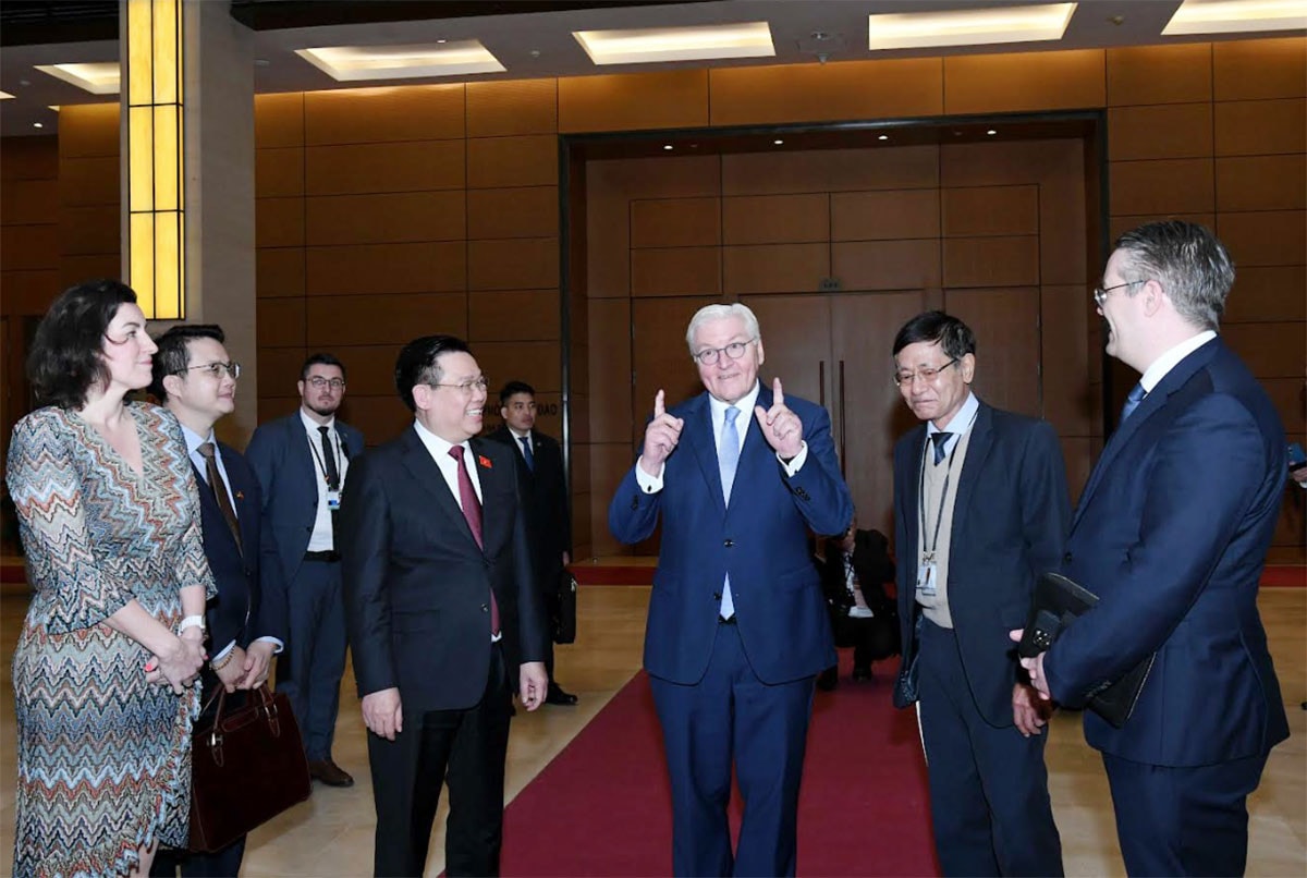 Chủ tịch Quốc hội Vương Đình Huệ hội kiến Tổng thống Đức Frank-Walter Steinmeier -1