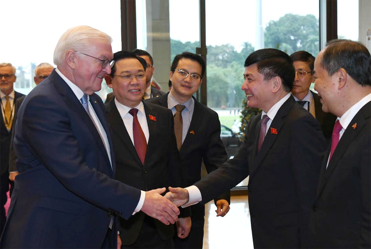 Chủ tịch Quốc hội Vương Đình Huệ hội kiến Tổng thống Đức Frank-Walter Steinmeier -0