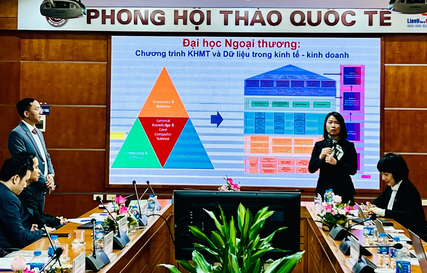 Trường ĐH Ngoại thương mở ngành Khoa học Máy tính có gì khác biệt? -0