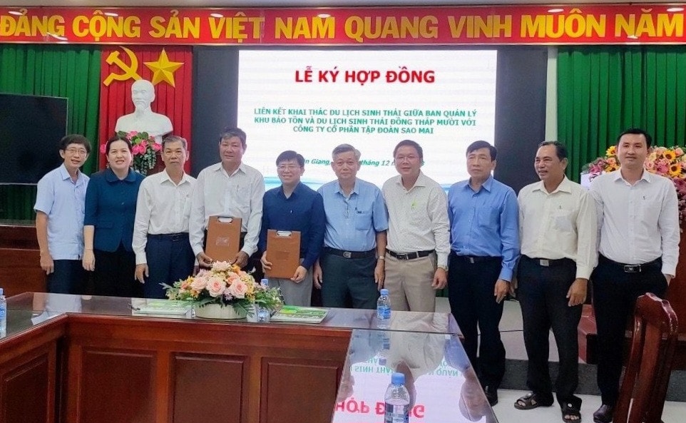 Hợp tác phát triển Khu Bảo tồn và Du lịch sinh thái Đồng Tháp Mười