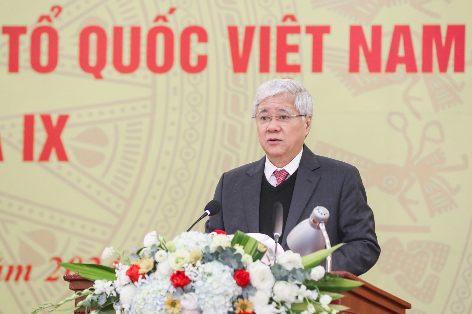 Thường trực Ban Bí thư Trương Thị Mai dự Hội nghị Ủy ban Trung ương MTTQ Việt Nam lần thứ 9