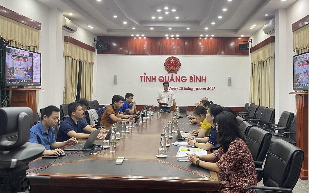 Quảng Bình: “Chạm” để kết nối người dân với chính quyền -0
