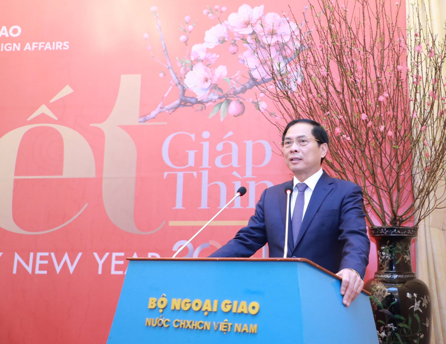 Bộ Ngoại giao gặp mặt các cơ quan thông tấn, báo chí nhân dịp Tết Nguyên đán Xuân Giáp Thìn