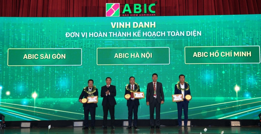 Bảo hiểm Agribank vượt khó khăn, hoàn thành nhiều chỉ tiêu cơ bản -0