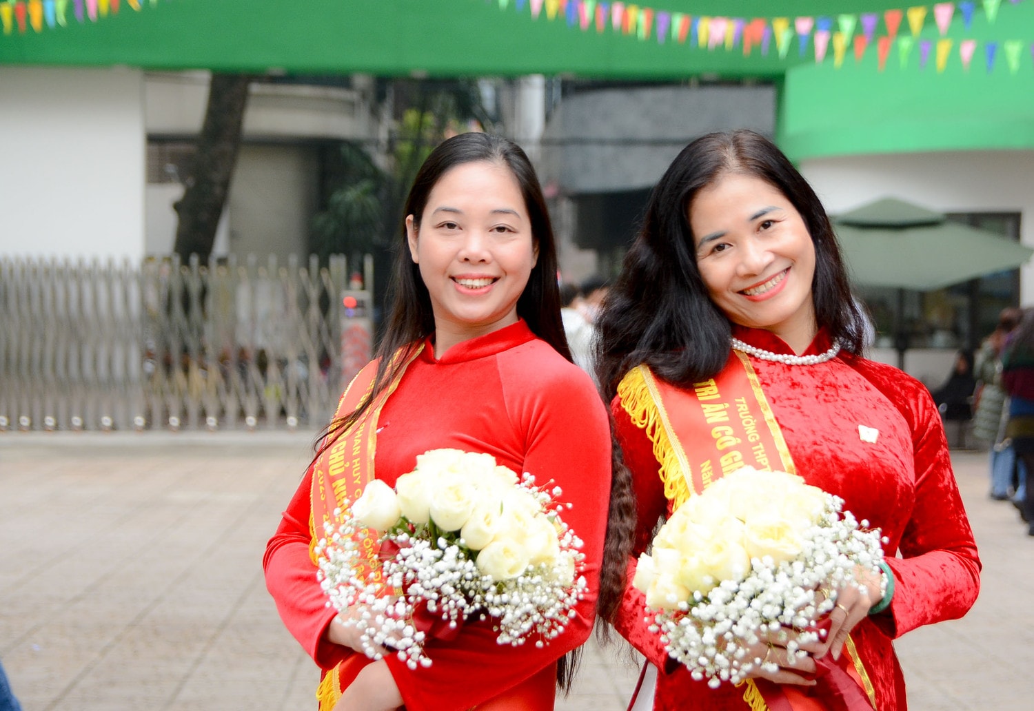 “Nồng nàn Tết ấm” trong Lễ hội Xuân yêu thương 2024 của Trường THPT Phan Huy Chú - Đống Đa -0