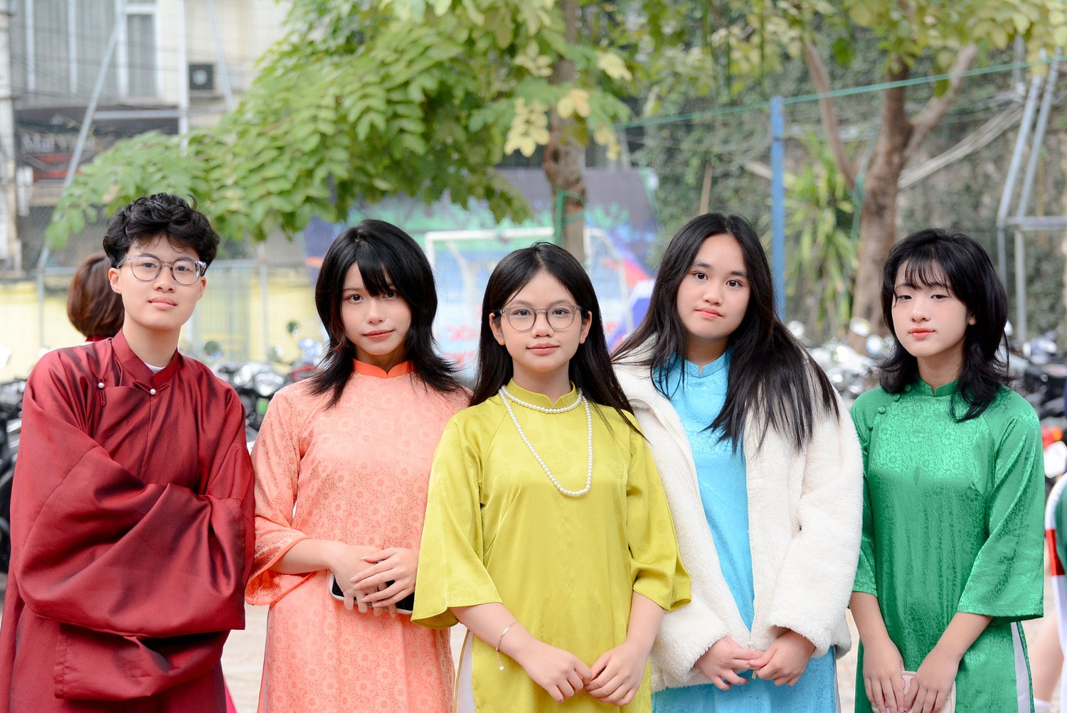 “Nồng nàn Tết ấm” trong Lễ hội Xuân yêu thương 2024 của Trường THPT Phan Huy Chú - Đống Đa -0