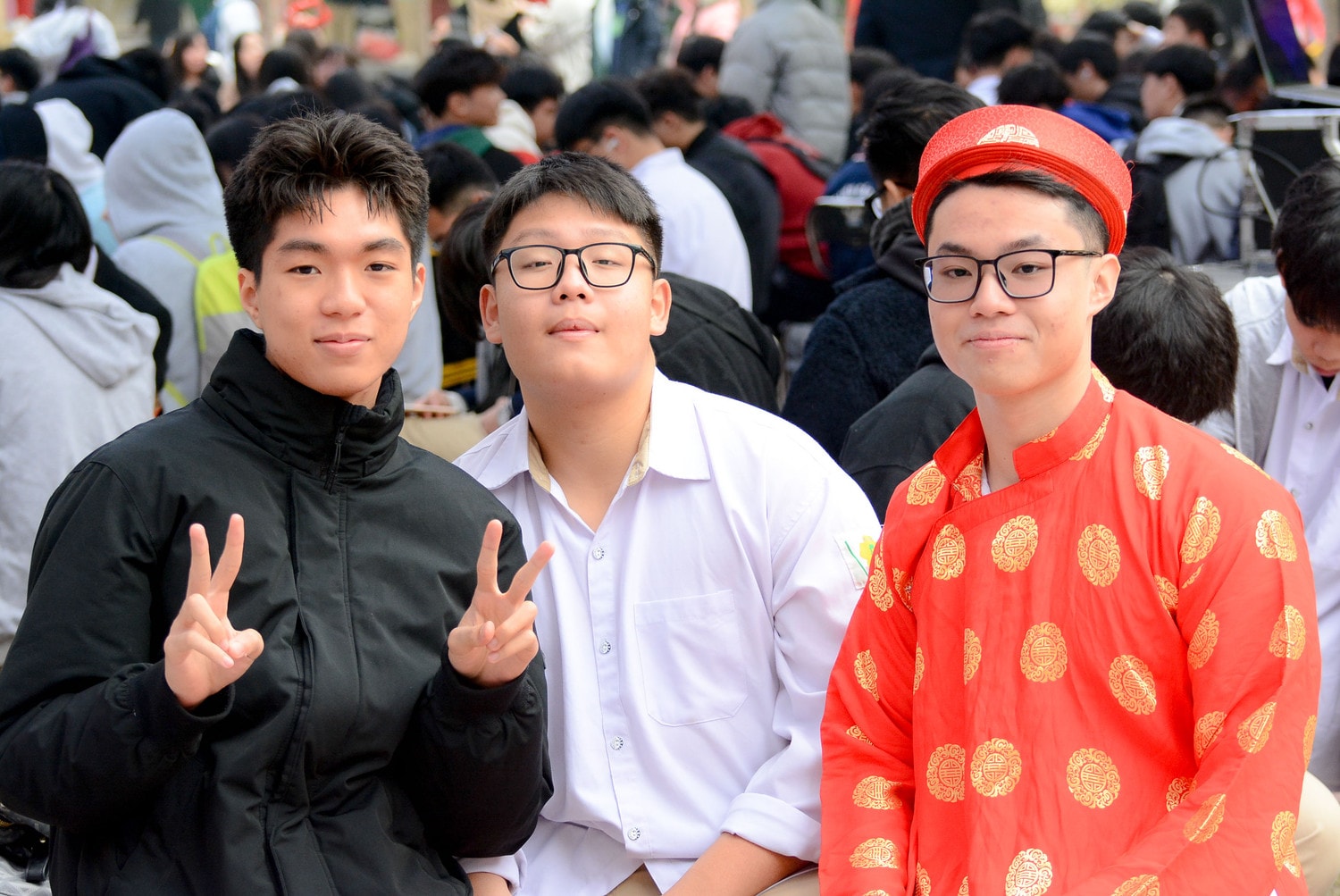 “Nồng nàn Tết ấm” trong Lễ hội Xuân yêu thương 2024 của Trường THPT Phan Huy Chú - Đống Đa -0