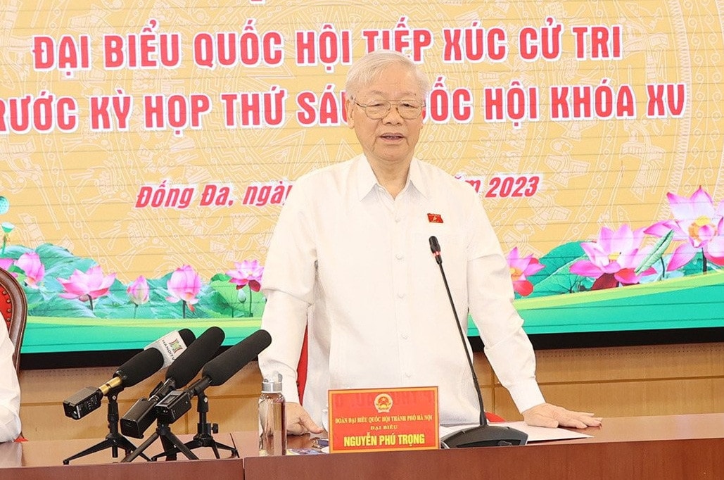 Tự hào và tin tưởng dưới lá cờ vẻ vang của Đảng, quyết tâm xây dựng một nước Việt Nam ngày càng giàu mạnh, văn minh, văn hiến và anh hùng -0
