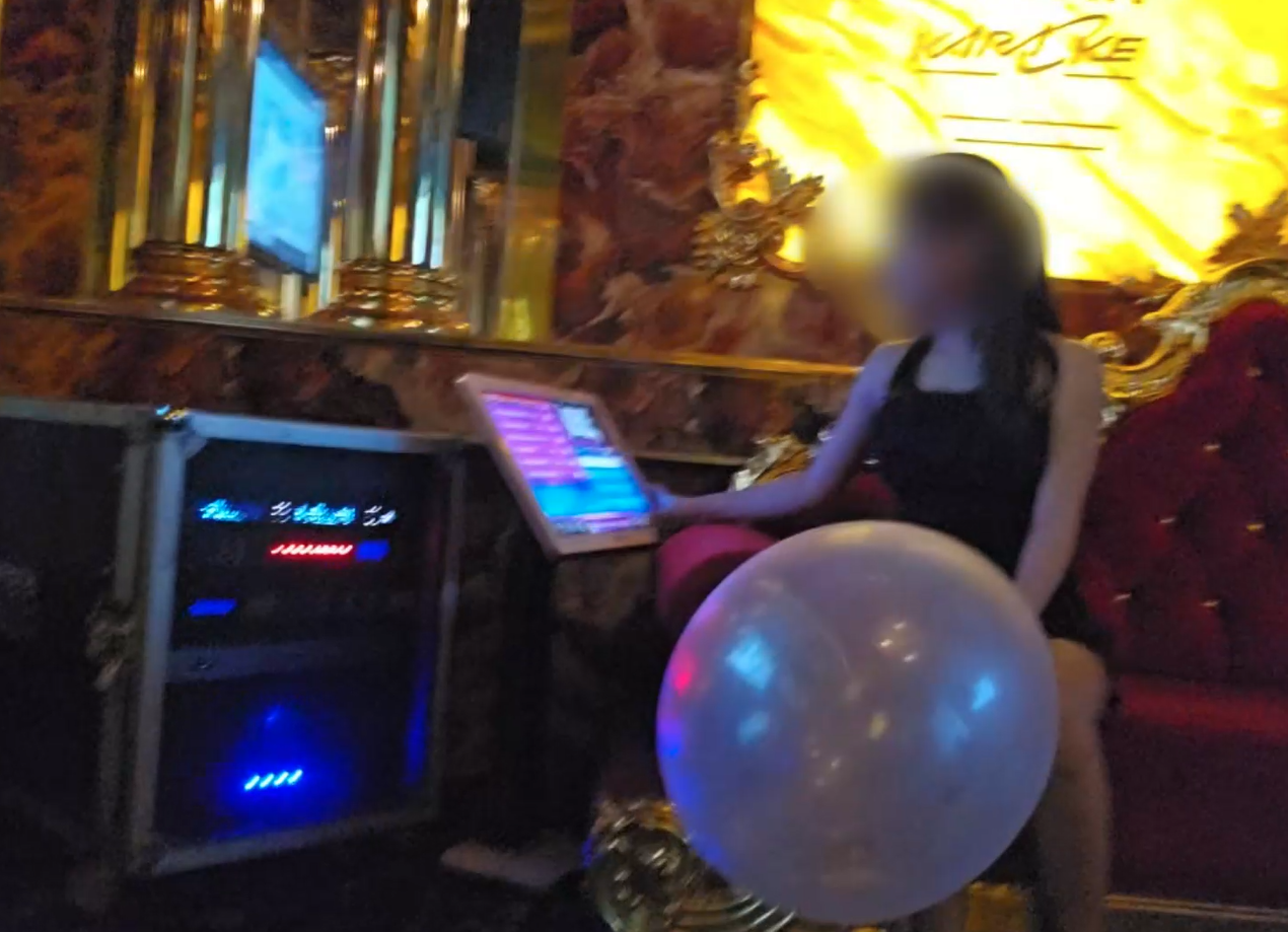 Quảng Bình: Mục sở thị quán karaoke kinh doanh “bóng cười” tại thị xã Ba Đồn -0
