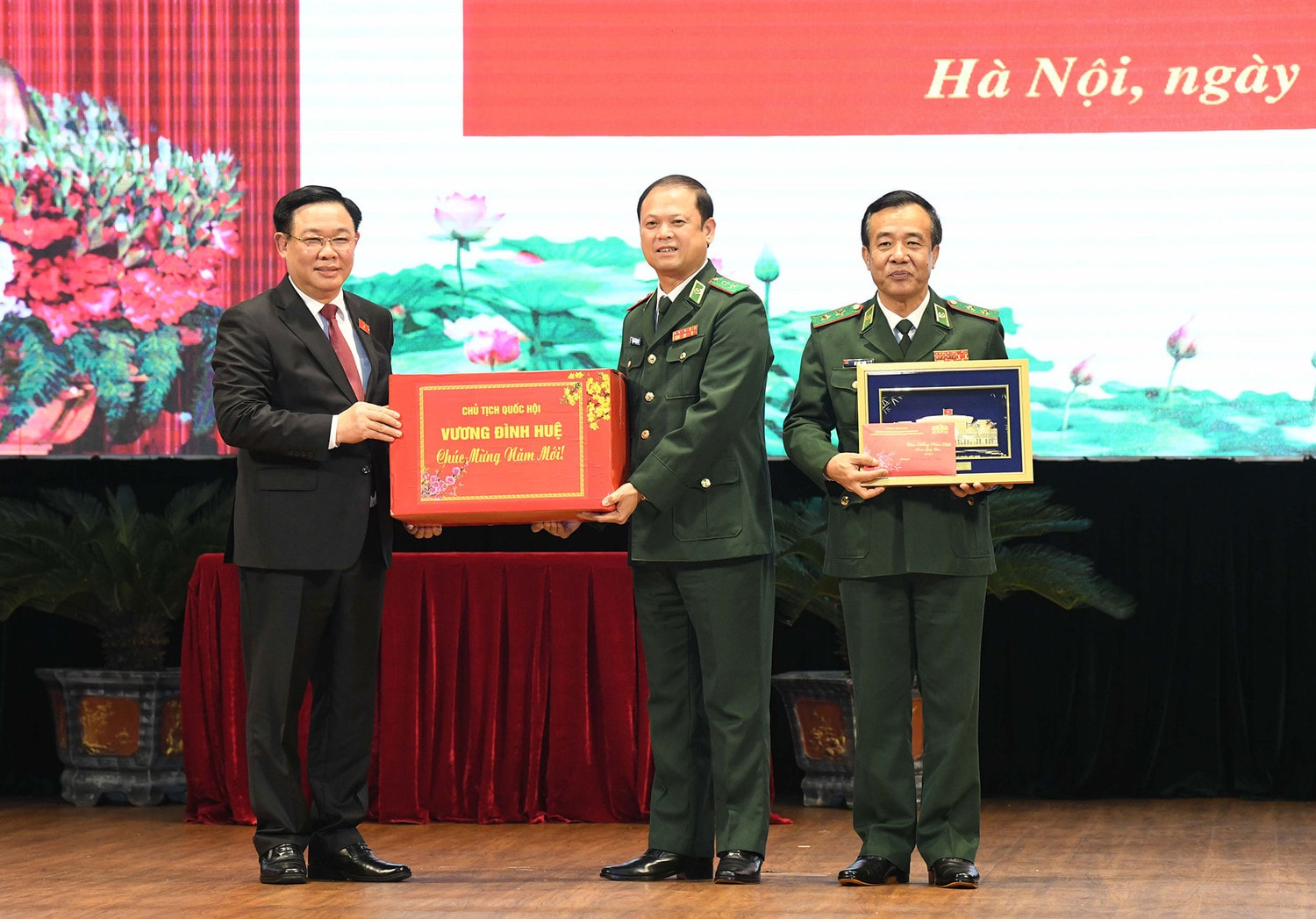 Chủ tịch Quốc hội Vương Đình Huệ: Quán triệt sâu sắc quan điểm 