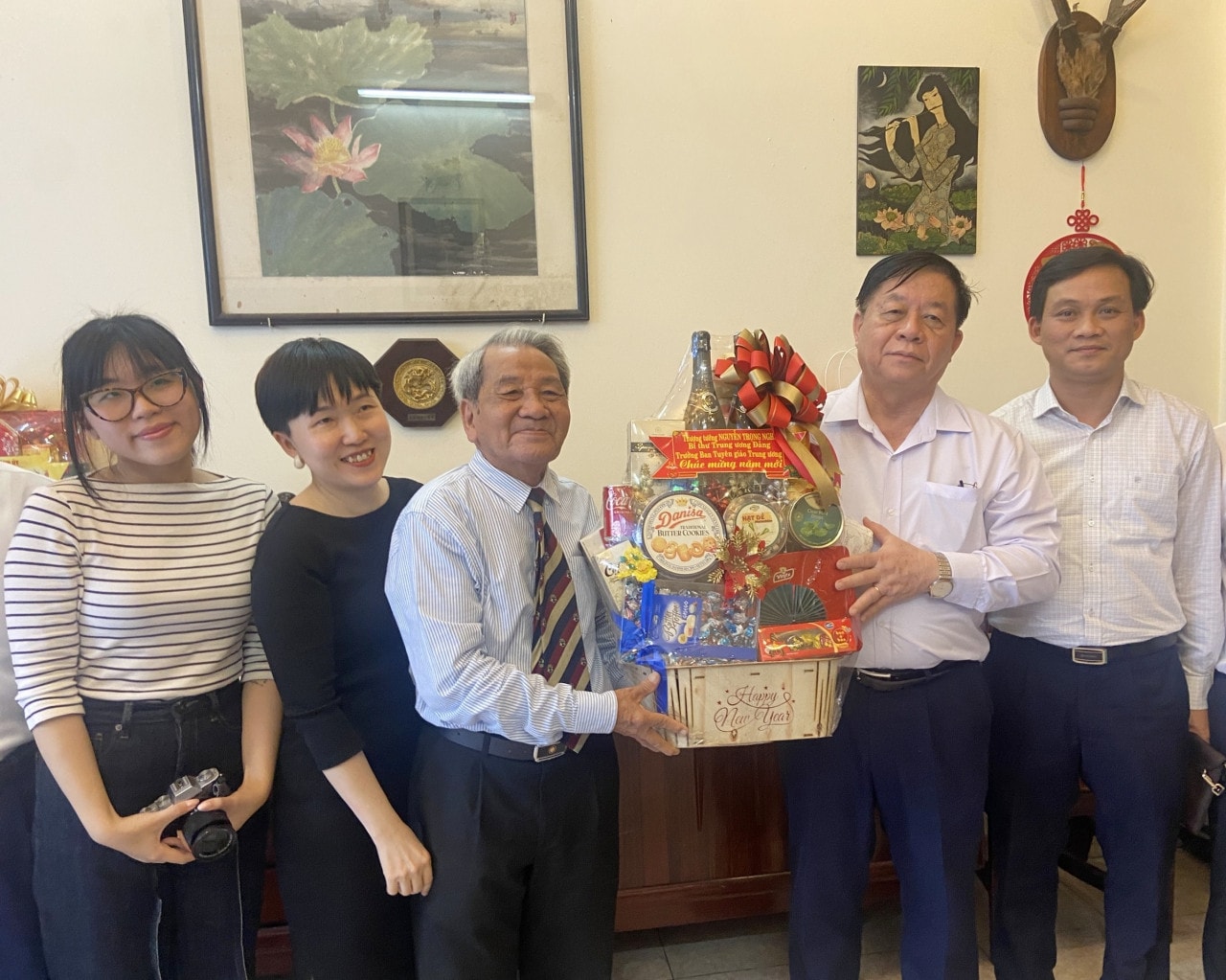 Trưởng Ban Tuyên giáo Trung ương Nguyễn Trọng Nghĩa thăm, chúc Tết tại Tây Ninh và TP. Hồ Chí Minh
