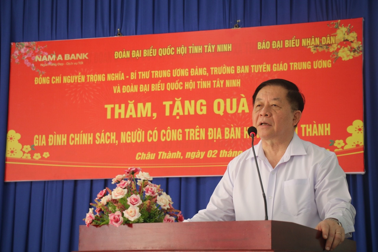 Trưởng Ban Tuyên giáo Trung ương Nguyễn Trọng Nghĩa thăm, chúc Tết tại Tây Ninh và TP. Hồ Chí Minh ảnh 1 Trưởng Ban Tuyên giáo Trung ương Nguyễn Trọng Nghĩa thăm, chúc Tết tại Tây Ninh và TP. Hồ Chí Minh