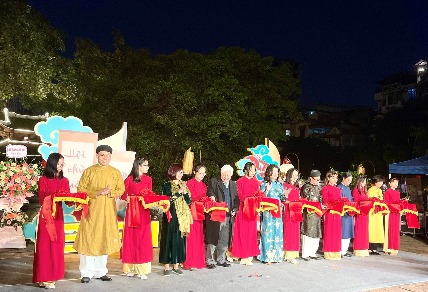Khai mạc Hội chữ Xuân Giáp Thìn 2024 -0