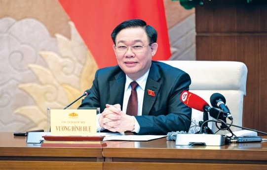 Kiên định mục tiêu vì lợi ích quốc gia, dân tộc, vì sự phát triển nhanh, bền vững của đất nước