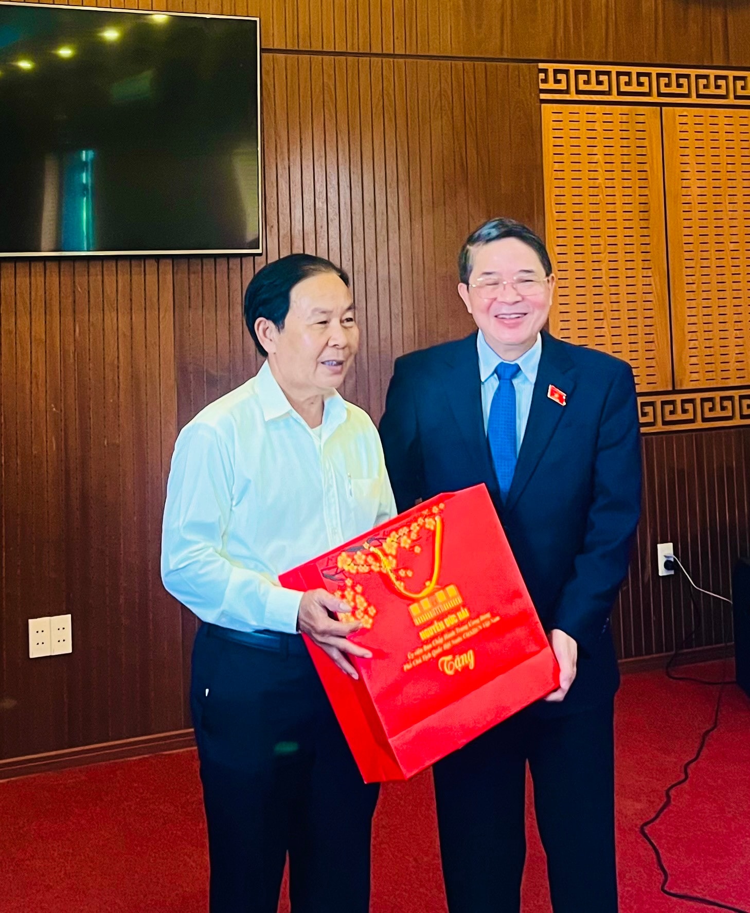 Phó Chủ tịch Quốc hội Nguyễn Đức Hải dâng hương, thăm, chúc Tết tại tỉnh Quảng Nam và TP Đà Nẵng. -4