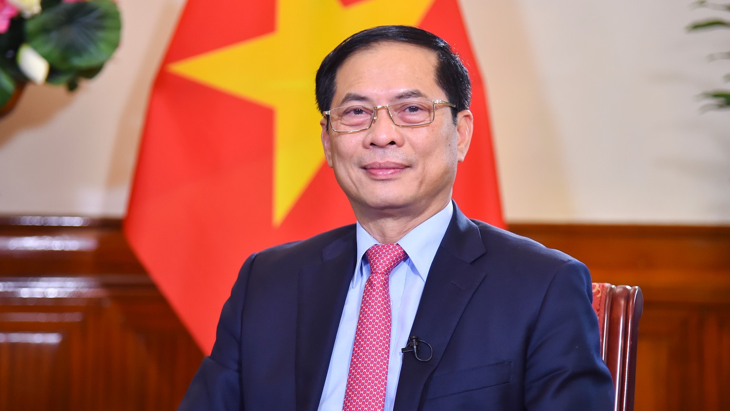 Phát huy bản sắc “ngoại giao cây tre”, nâng tầm vị thế quốc tế -0