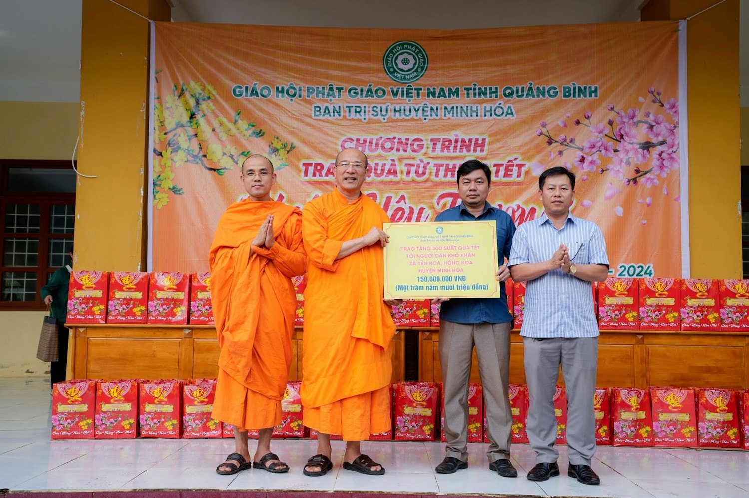 Ban Trị sự GHPG Việt Nam tỉnh Quảng Bình và huyện Minh Hóa trao tặng nhiều phần quà Tết trị giá hơn 700 triệu đồng -0