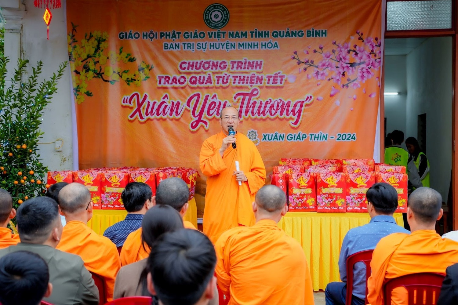 Ban Trị sự GHPG Việt Nam tỉnh Quảng Bình và huyện Minh Hóa trao tặng nhiều phần quà Tết trị giá hơn 700 triệu đồng -0