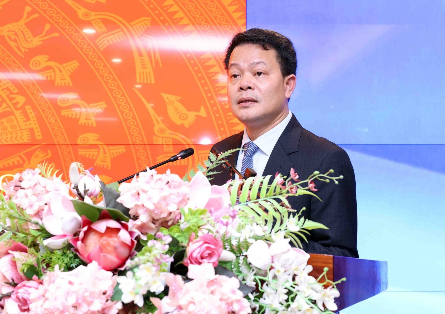 Bộ Công an đánh giá giải pháp khoa học công nghệ sinh trắc học ADN, giọng nói, mống mắt -0