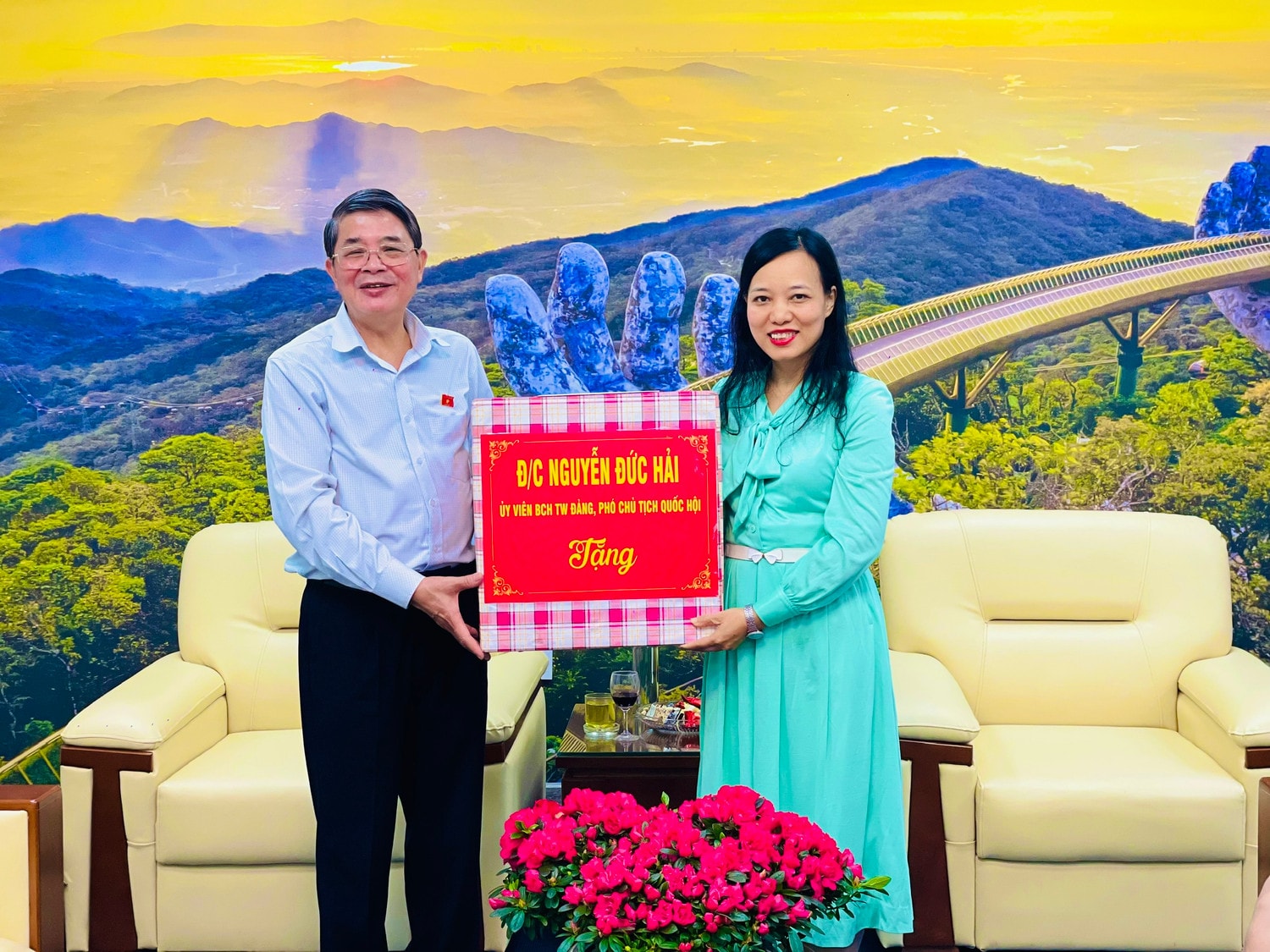 Phó Chủ tịch Quốc hội Nguyễn Đức Hải dâng hương, thăm, chúc Tết tại tỉnh Quảng Nam và TP Đà Nẵng. -0