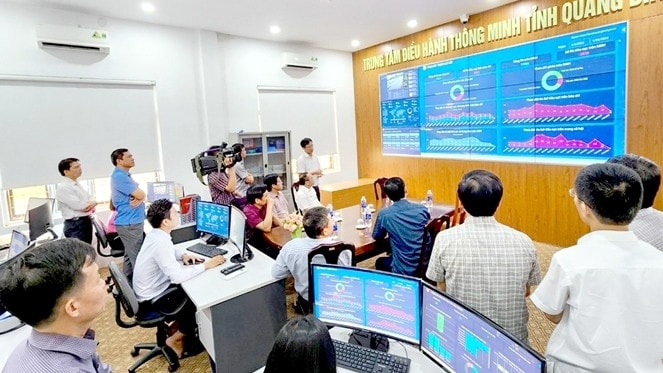 “Chạm” để kết nối người dân với chính quyền ảnh 1