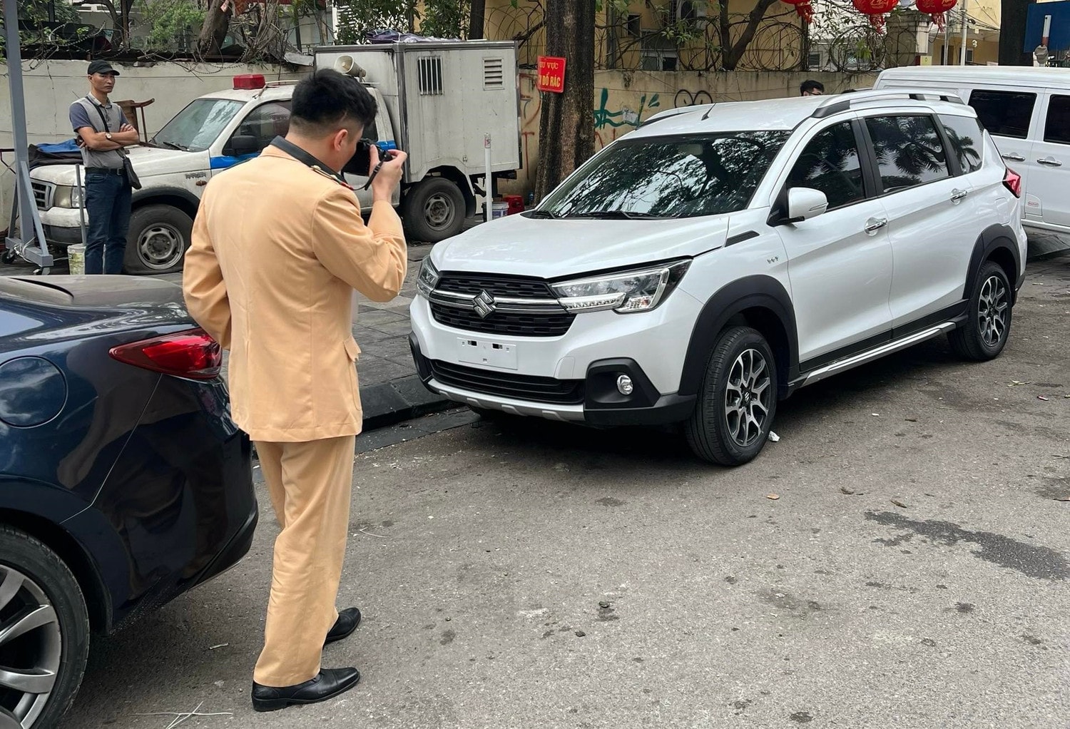 Hà Nội: Phục vụ đăng ký phương tiện giao thông đến chiều 30 Tết -0