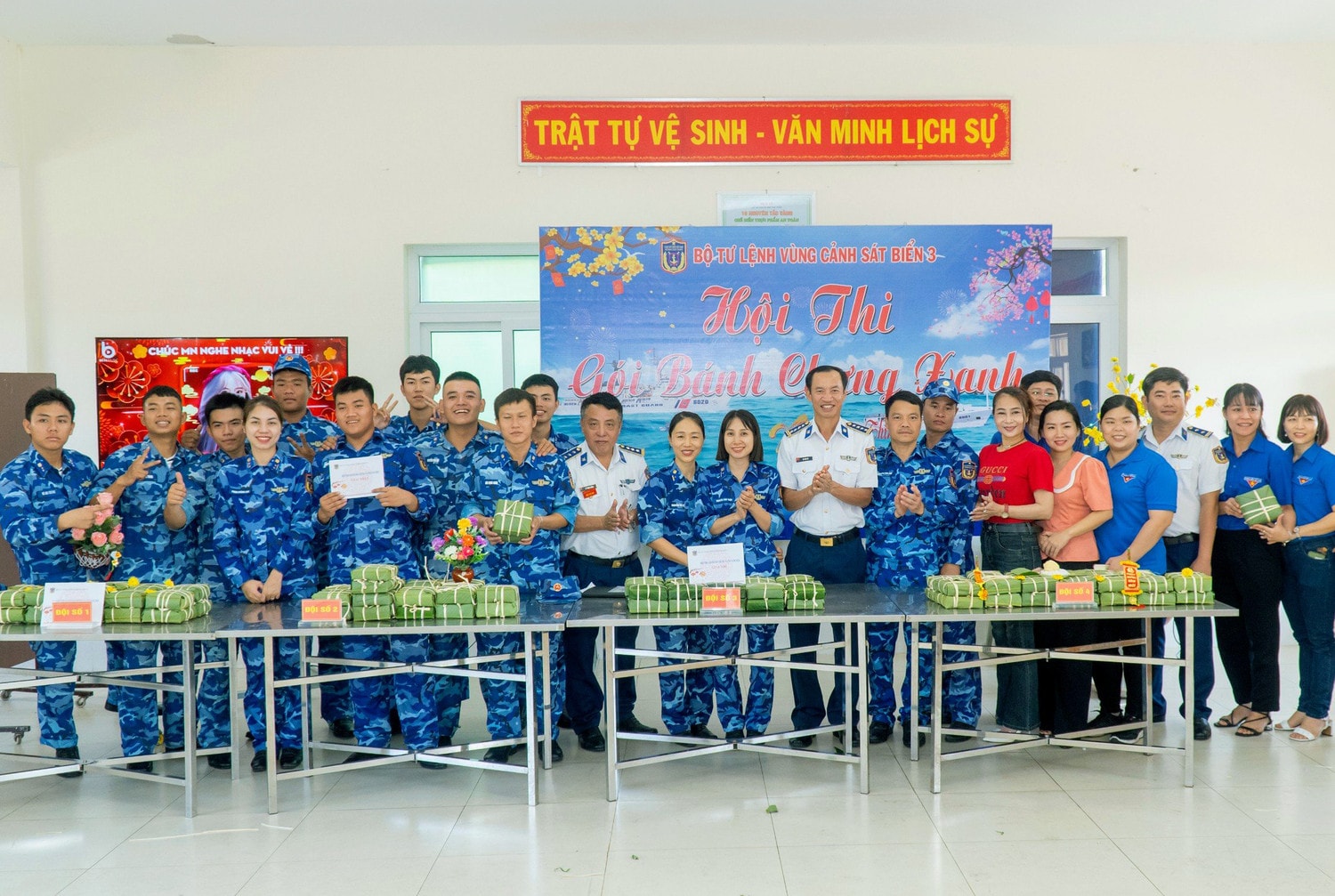 Số bánh chưng sẽ được Ban Tổ chức trao tặng cho các hộ gia đình chính sách, bà con ngư dân có hoàn cảnh khó khăn