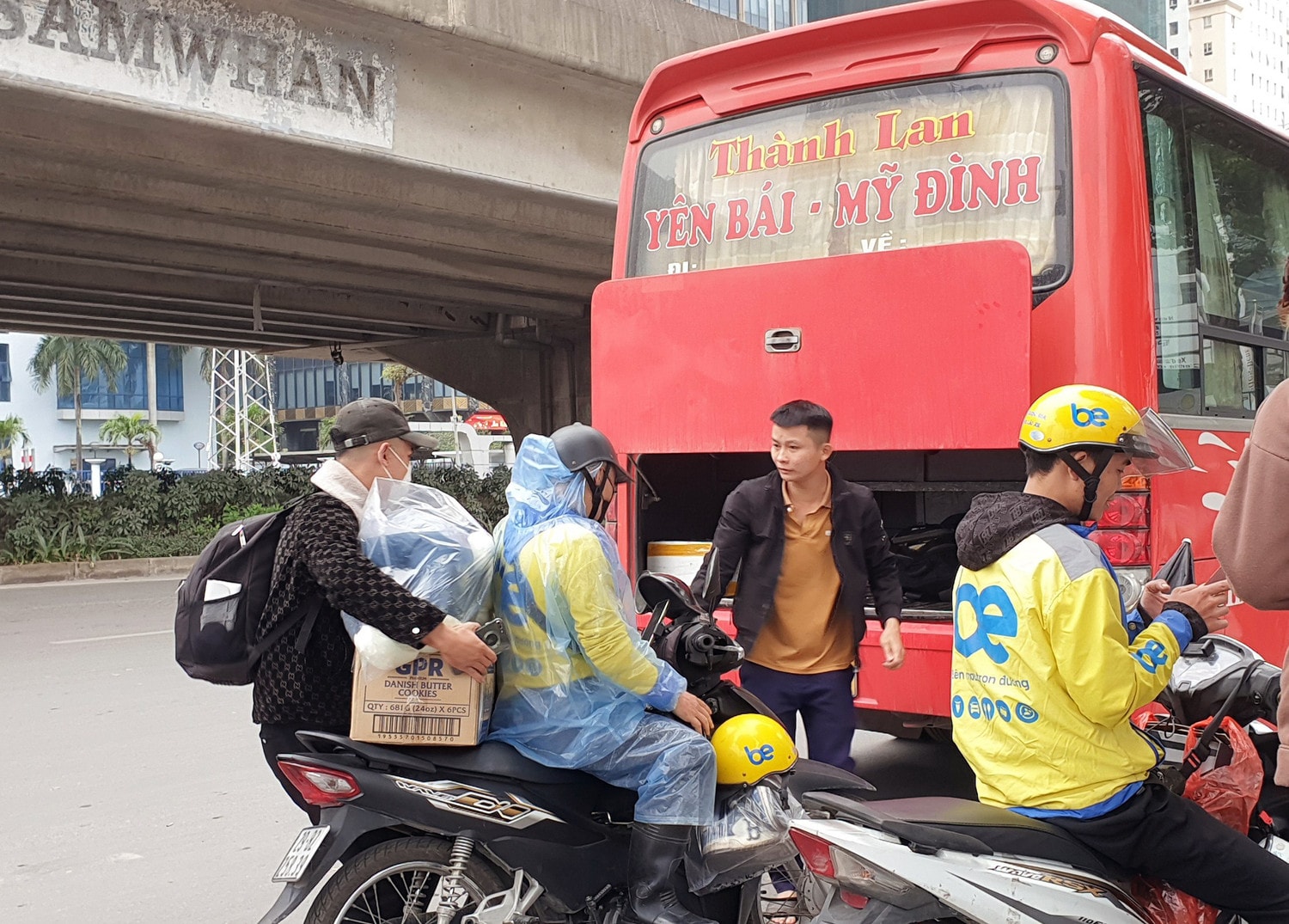 Hạnh phúc, an toàn, không chen chúc khi về quê -0