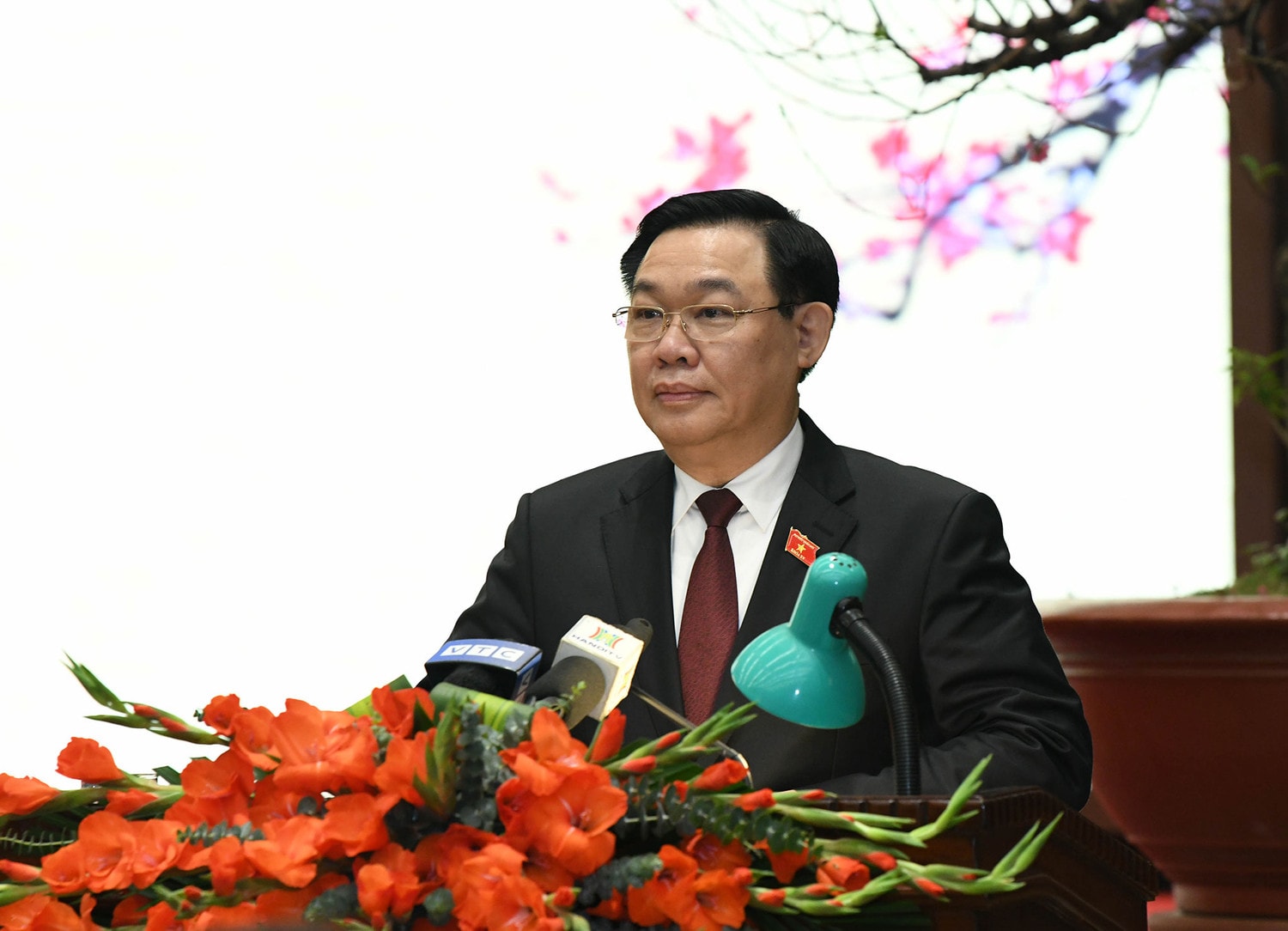 Chủ tịch Quốc hội Vương Đình Huệ thăm, chúc Tết Đảng bộ, chính quyền và Nhân dân Thủ đô Hà Nội -0