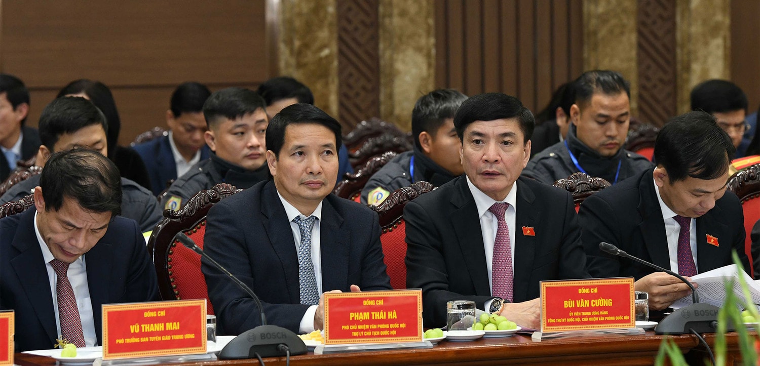 Chủ tịch Quốc hội Vương Đình Huệ thăm, chúc Tết Đảng bộ, chính quyền và Nhân dân Thủ đô Hà Nội -0