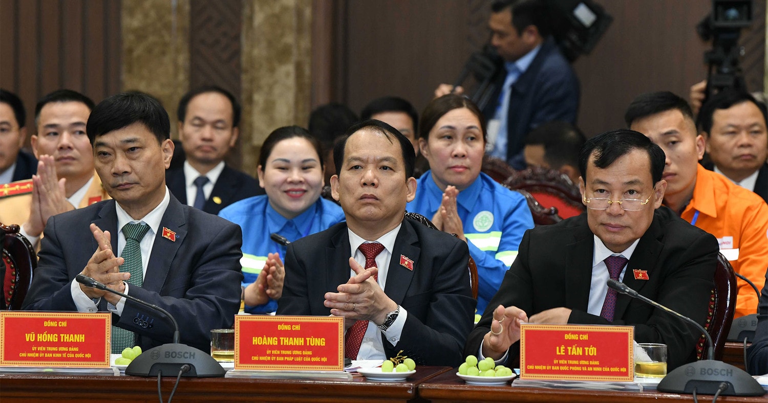 Chủ tịch Quốc hội Vương Đình Huệ thăm, chúc Tết Đảng bộ, chính quyền và Nhân dân Thủ đô Hà Nội -0