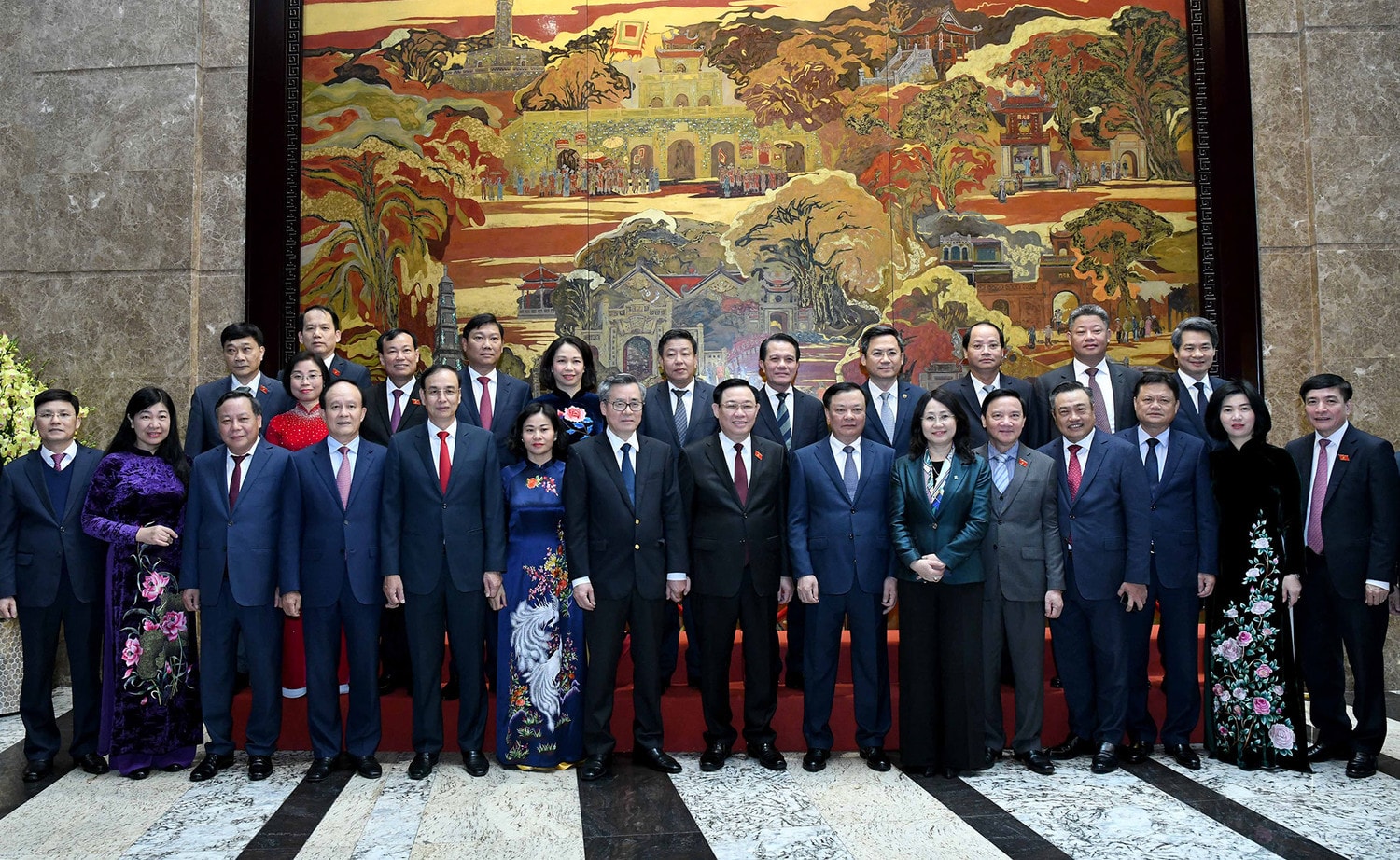 Chủ tịch Quốc hội Vương Đình Huệ thăm, chúc Tết Đảng bộ, chính quyền và Nhân dân Thủ đô Hà Nội -0