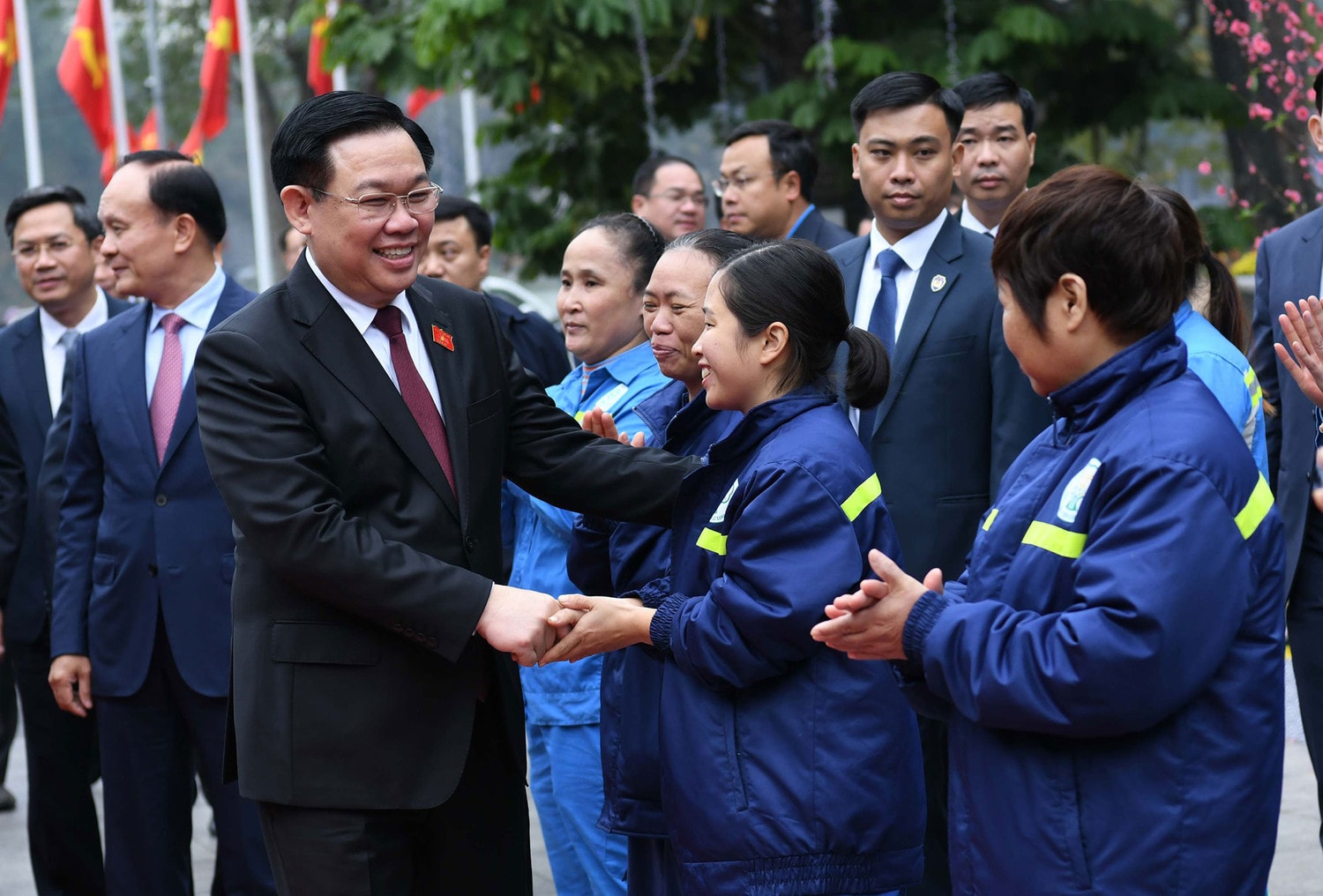 Chủ tịch Quốc hội Vương Đình Huệ thăm, chúc Tết Đảng bộ, chính quyền và Nhân dân Thủ đô Hà Nội -0