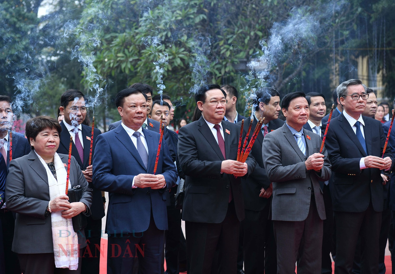 Chủ tịch Quốc hội Vương Đình Huệ thăm, chúc Tết Đảng bộ, chính quyền và Nhân dân Thủ đô Hà Nội -3