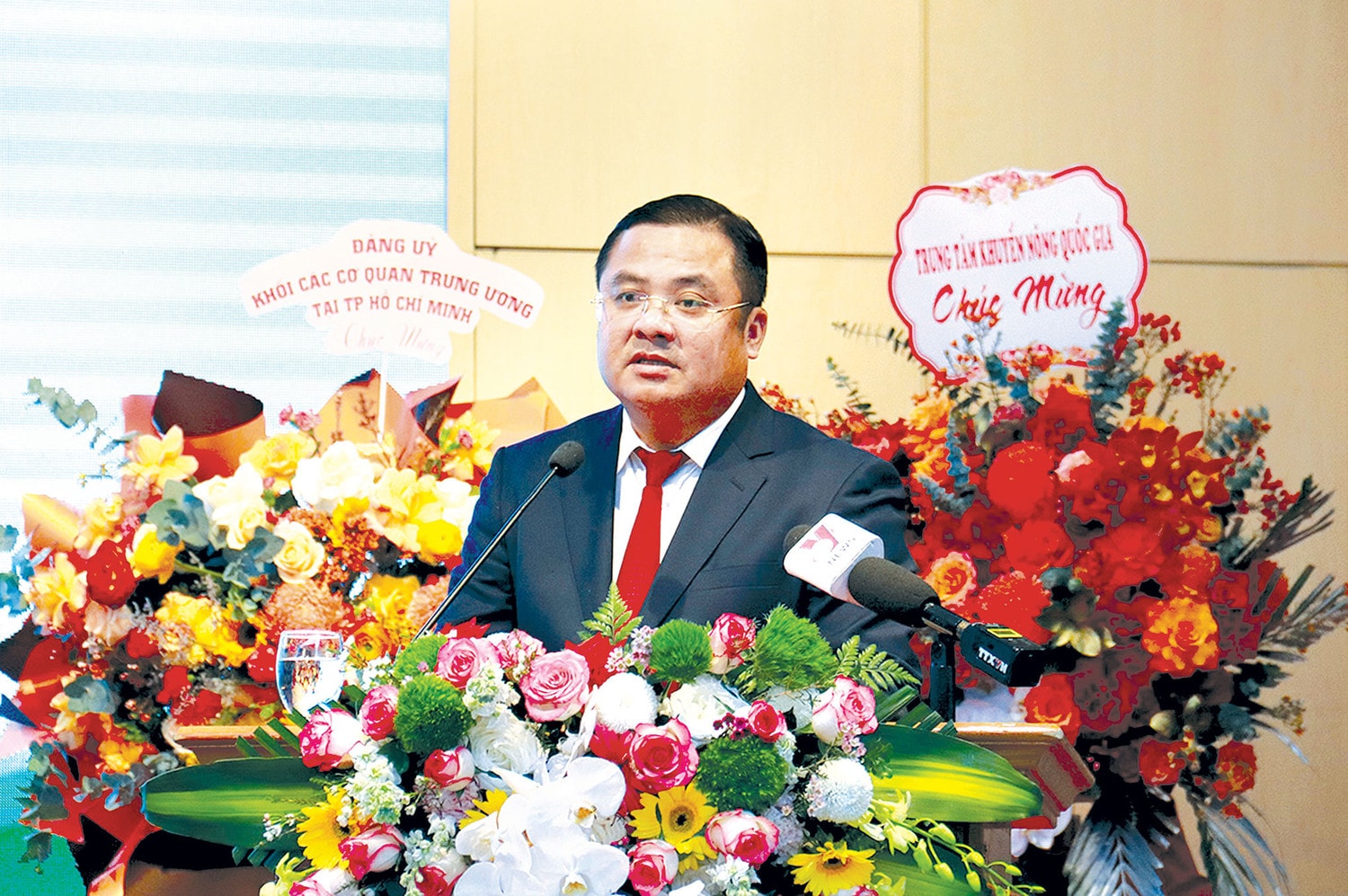 Phát triển sản xuất thông minh, công nghệ thân thiện môi trường -0