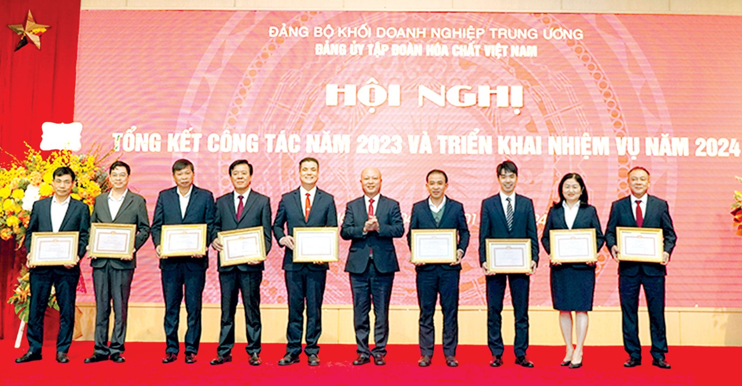 Phát triển sản xuất thông minh, công nghệ thân thiện môi trường -0