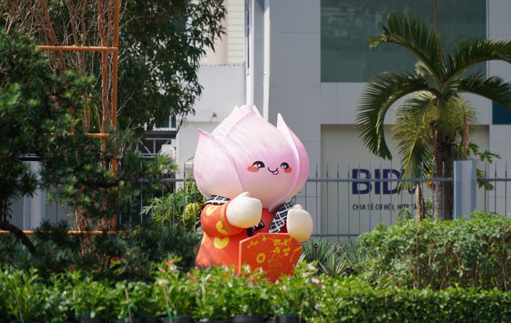 Đường hoa Xuân Đất Sen hồng năm nay có gì đặc biệt?