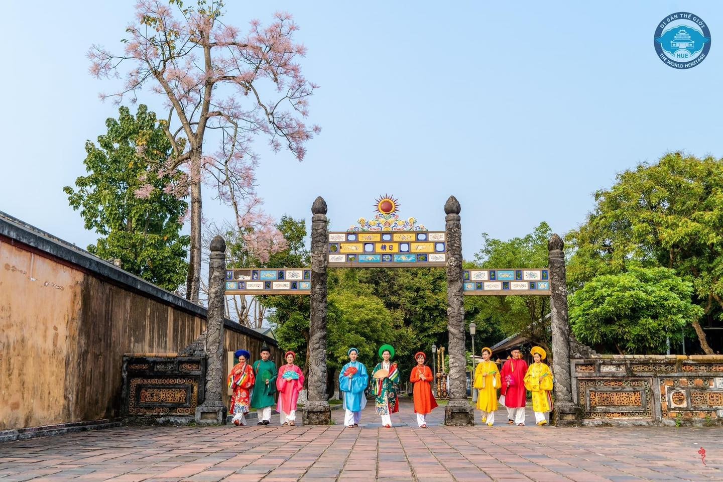 Tết không nghỉ -0