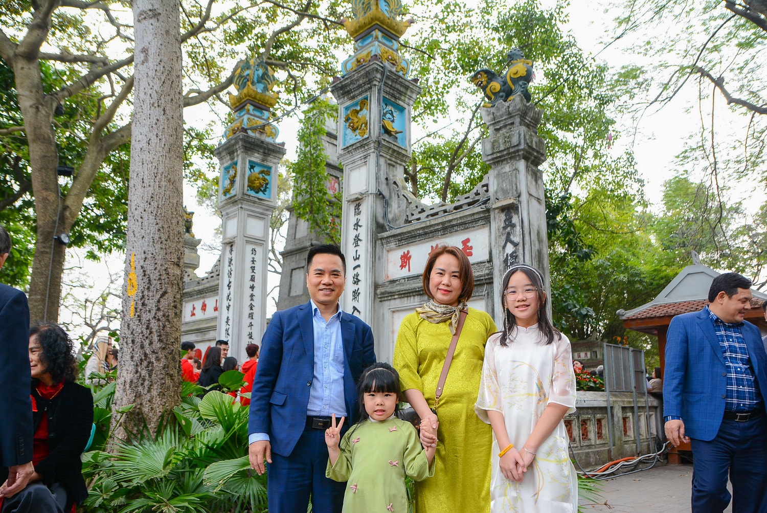 Hà Nội: Tấp nập dòng người du xuân tới đền Ngọc Sơn -0