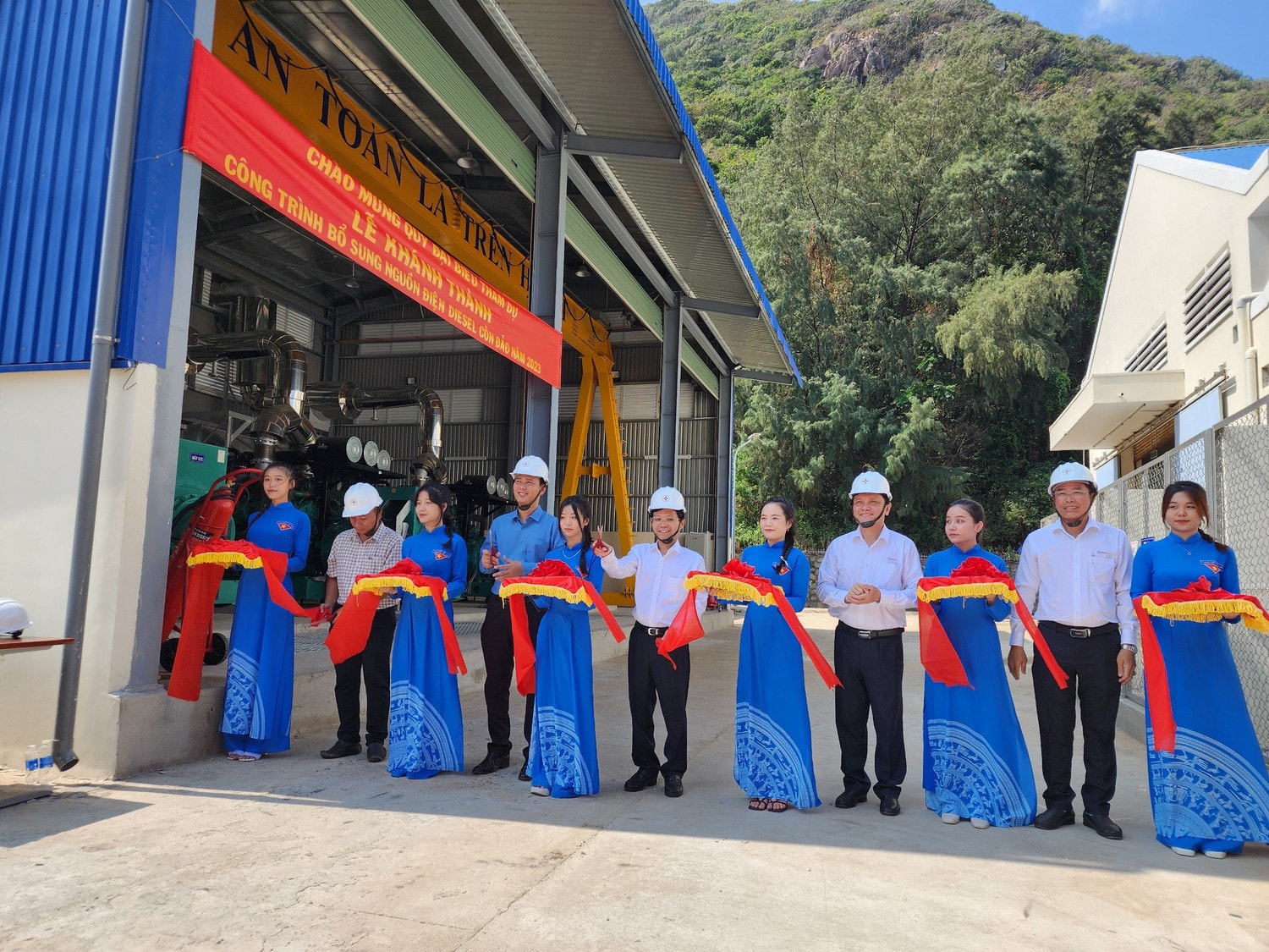 EVNSPC khánh thành công trình Bổ sung nguồn điện diesel Côn Đảo -0
