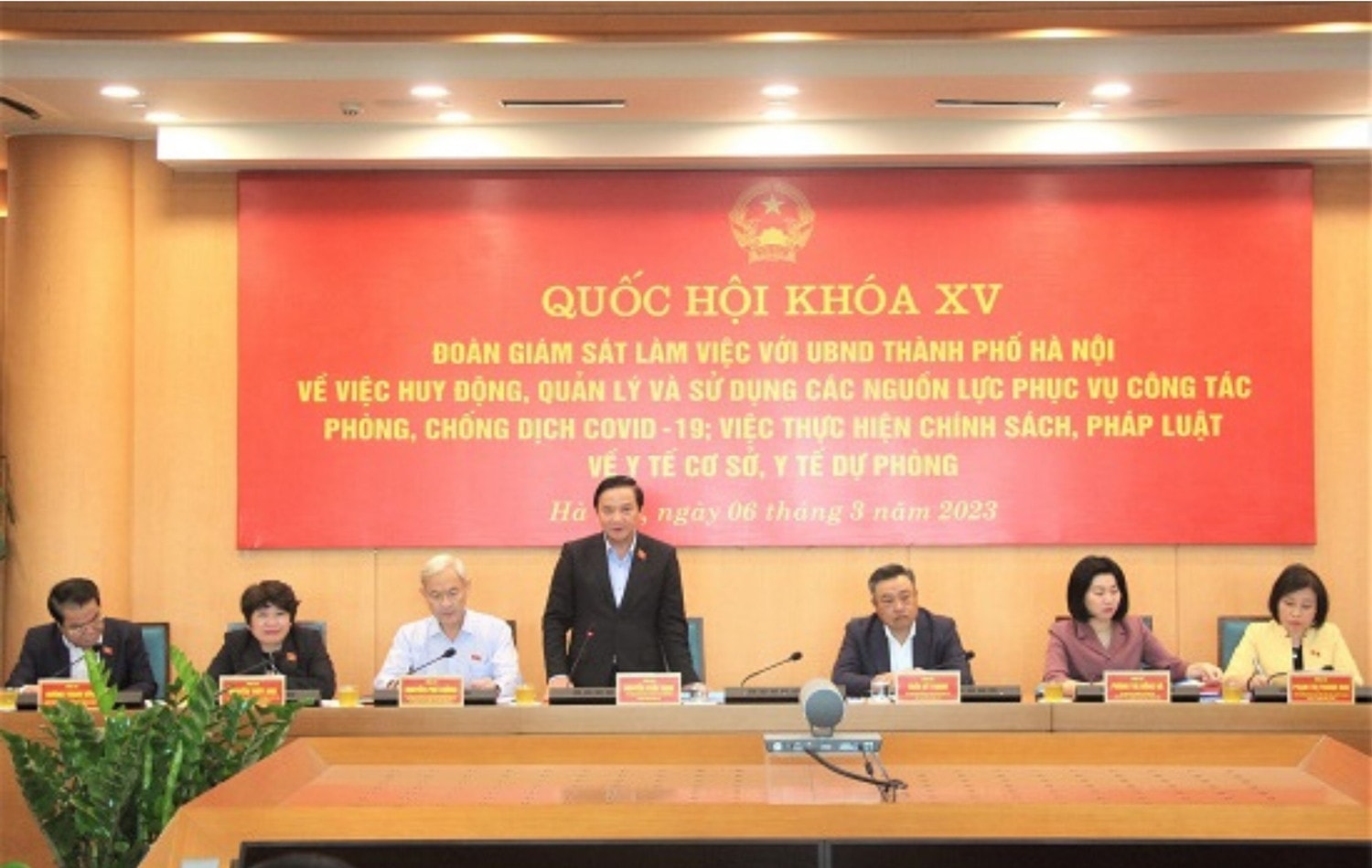 Gắn kết chặt chẽ giữa xây dựng với tổ chức thi hành pháp luật, đáp ứng yêu cầu phát triển đất nước nhanh và bền vững -0