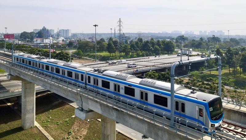 TP. Hồ Chí Minh: Metro Bến Thành - Suối Tiên chạy thử nghiệm xuyên Tết -0