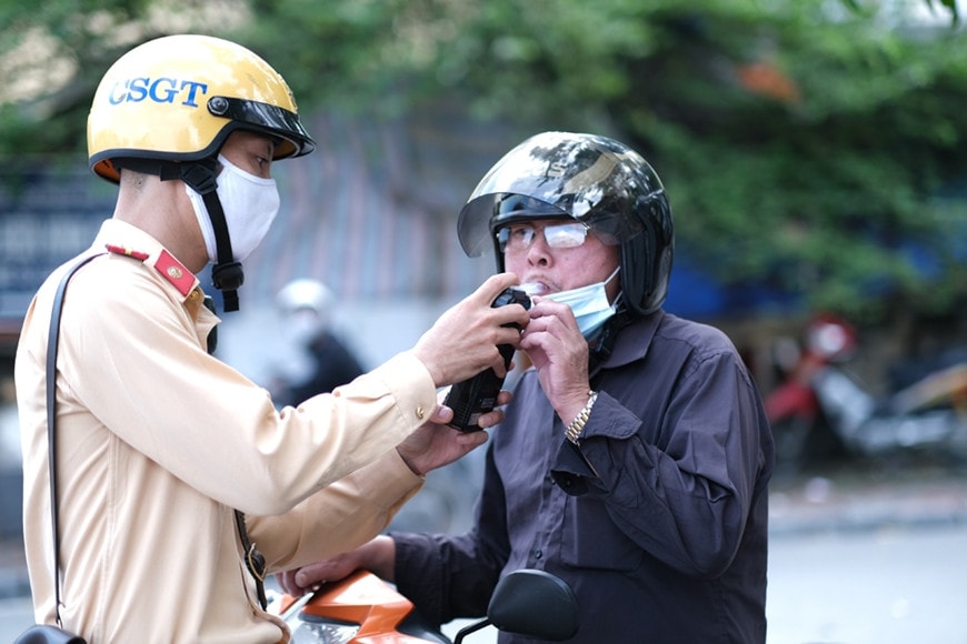 Ngày mùng 3 Tết, hơn 5.500 người vi phạm nồng độ cồn -0