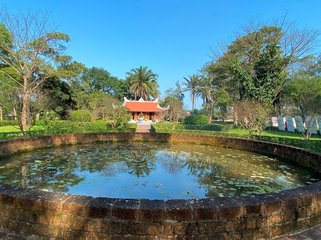 Ngày Tết về thăm Khu Di tích Quốc gia đặc biệt Đại thi hào Nguyễn Du -2