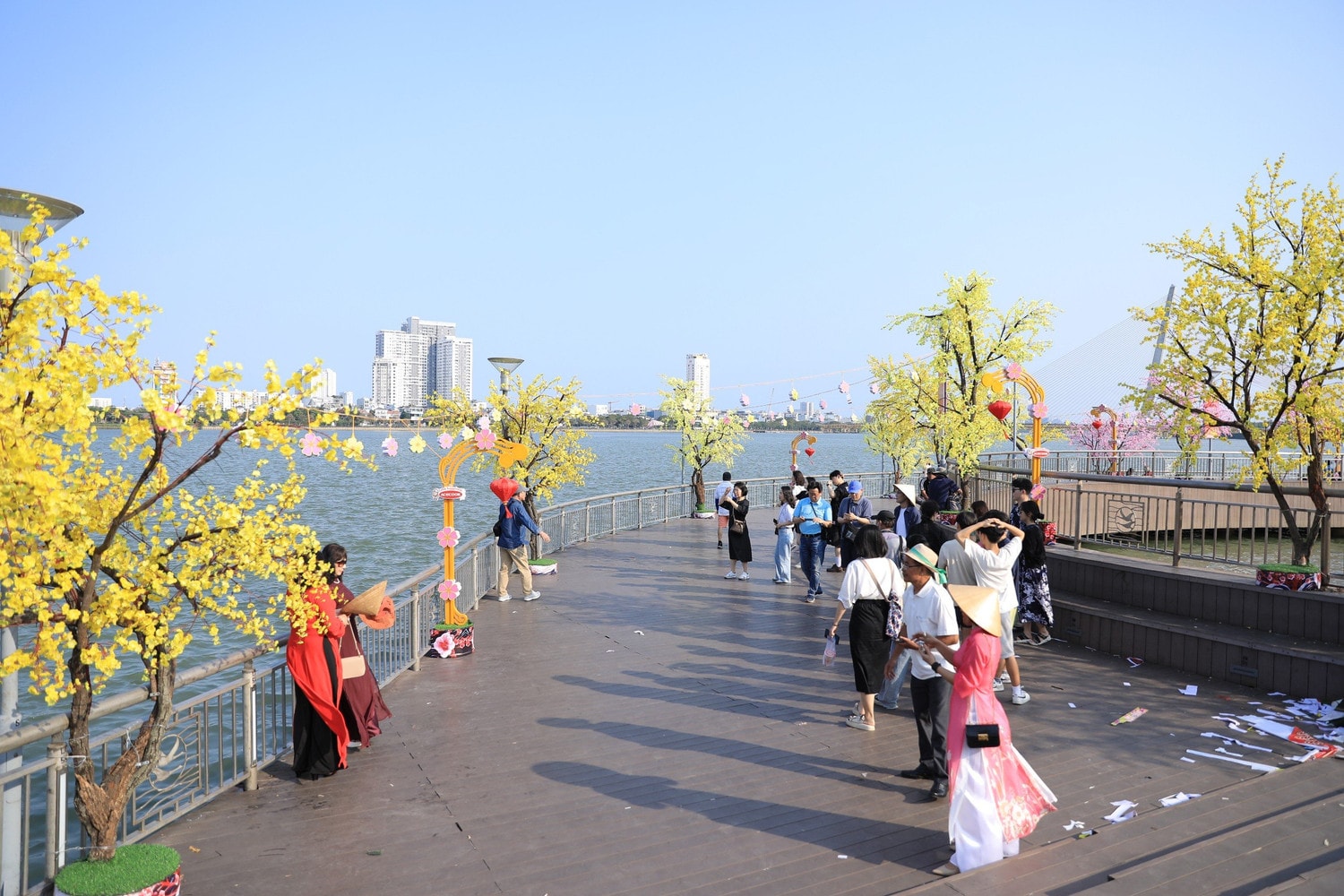 Du lịch Đà Nẵng “bội thu” mùa Tết -0