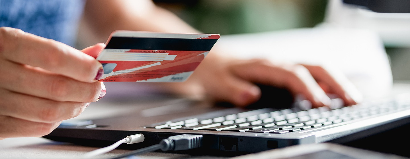 New Law Legalizes Credit Card Surcharges in New York State -0