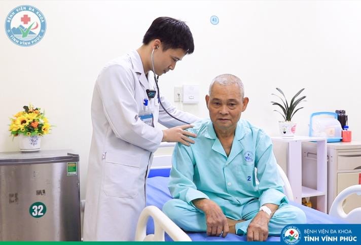 Sau ăn bữa tối, nam bệnh nhân sốc nhiễm khuẩn nguy hiểm -0