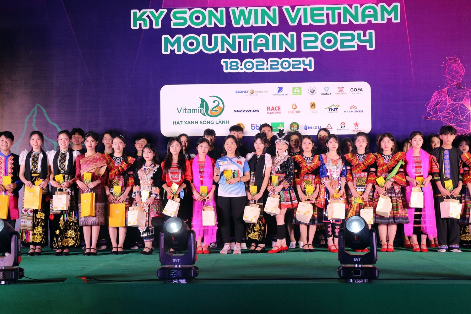 Khai mạc giải marathon Kỳ Sơn 2024 -0