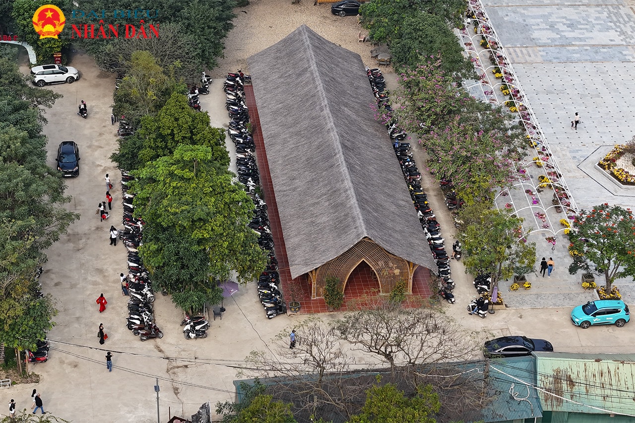 Khu du lịch bãi đá sông Hồng ngang nhiên thu phí tham quan với giá “cắt cổ” tại Hà Nội -0