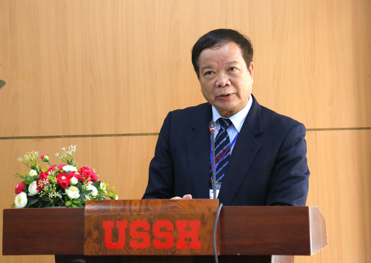 Giới học giả Việt - Pháp bàn luận về đa ngành trong nghiên cứu lịch sử và quan hệ quốc tế thế kỷ XX-XXI ảnh 6 Các nhà khoa học quốc tế thảo luận về tiếp cận đa ngành trong nghiên cứu lịch sử và quan hệ quốc tế thế kỷ XX-XXI -1